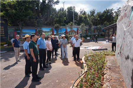 省、市人大常委会开展集中式饮用水水源地保护立法调研。