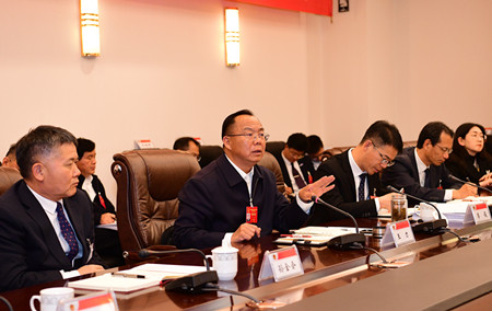 1��9�գ������μӳν��д��������顣 �������� ������ ��